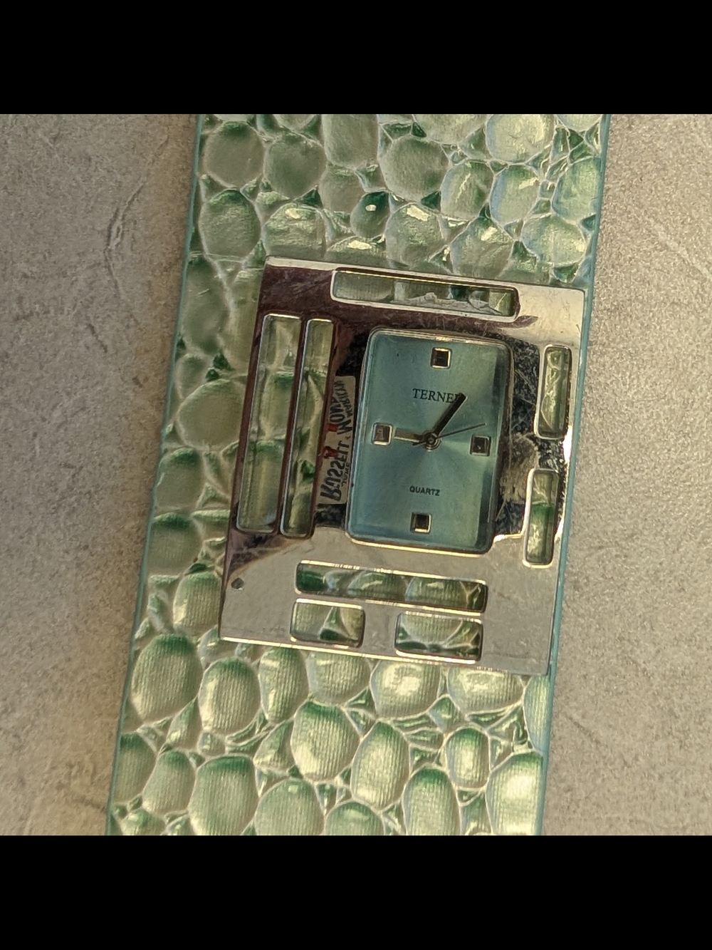 Working Unique Statement Turquoise Textured Strap Watch with Silver Face